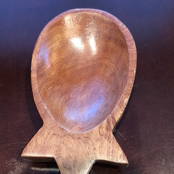 MCM Wooden Pineapple-Shaped Serving Bowls set of 3 - Picture 15 of 16